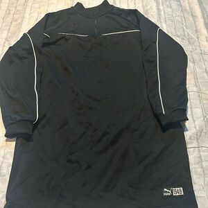 Men’s medium puma jacket